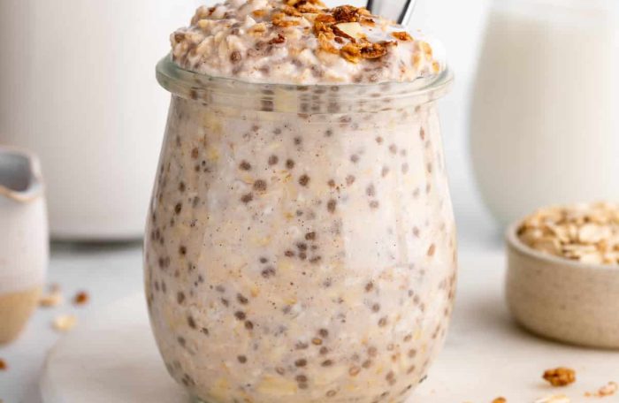 VANILLA OVERNIGHT OATS